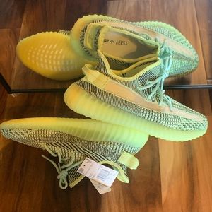 Yeezy Boost 350v2 Yeezreel size 11